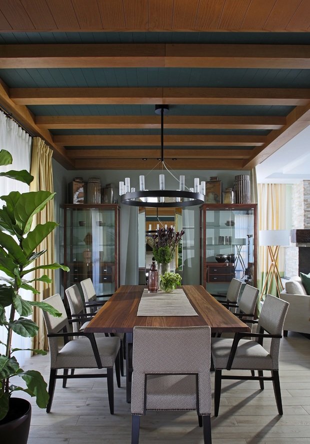 Фото из портфолио Гостиная/ столовая с каминной зоной – фотографии дизайна интерьеров на INMYROOM