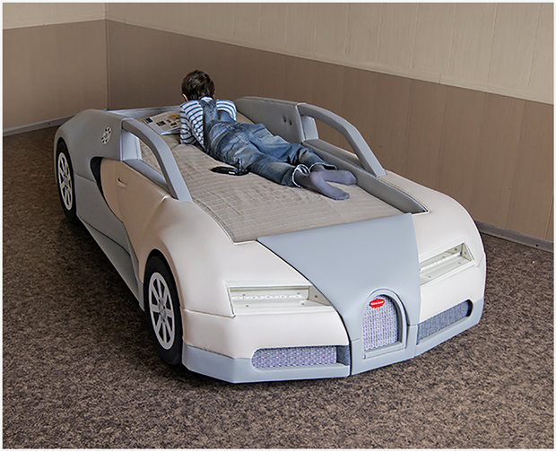 Фото из портфолио Уникальная детская кровать-машина BugaTTi Veyron от R.O.M.-Dekor – фотографии дизайна интерьеров на InMyRoom.ru