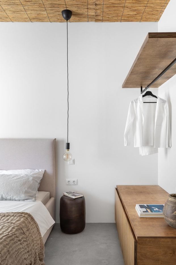 Фотография: Спальня в стиле Минимализм, Лофт, Квартира, Проект недели, Москва, 2 комнаты, 40-60 метров, Саша Черных – фото на INMYROOM