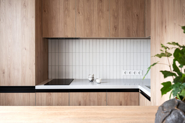 Фотография: Кухня и столовая в стиле Современный, Малогабаритная квартира, Квартира, Проект дня, Москва, П-44, Панельный дом, 1 комната, до 40 метров, современный с элементами минимализма – фото на INMYROOM