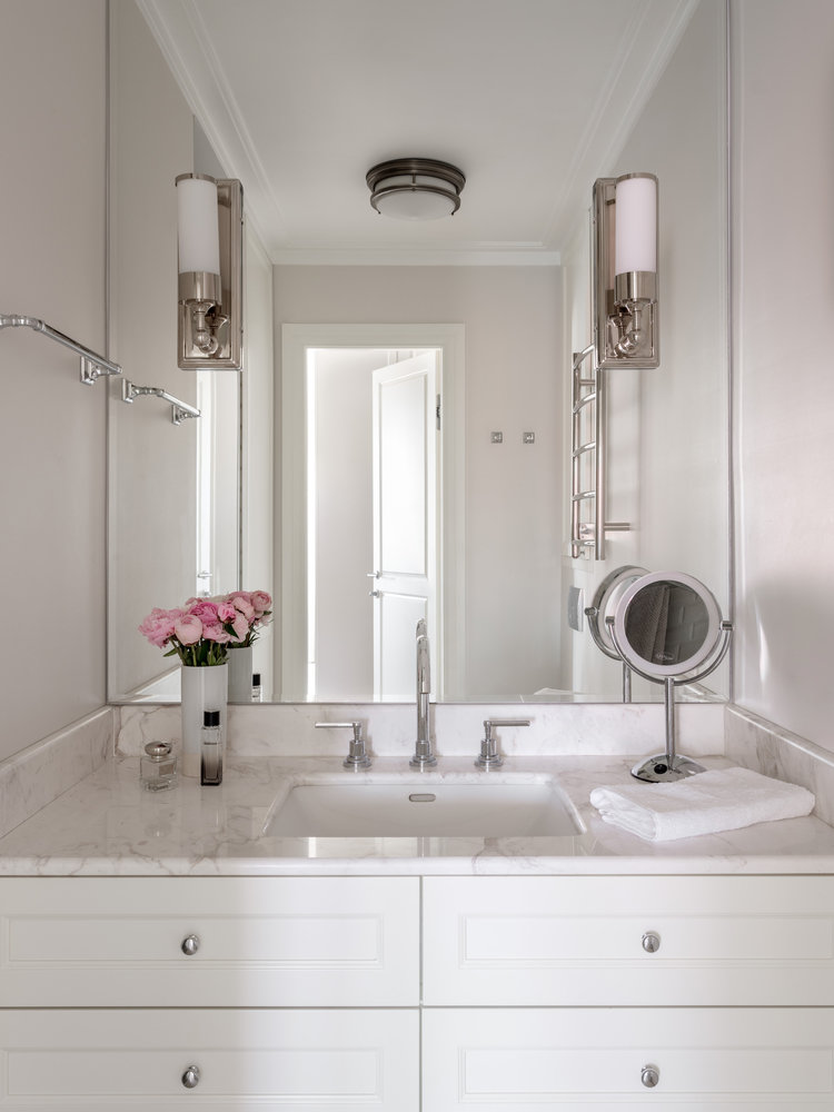 Фотография: Ванная в стиле Современный, Квартира, Проект дня, Москва, Дина Салахова, Сталинка, Кирпичный дом, 2 комнаты, 40-60 метров – фото на INMYROOM