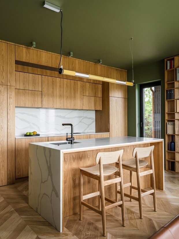 Фотография: Кухня и столовая в стиле Современный, Минимализм, Эко, Дом, Проект недели, Казань, 4 и больше, Более 90 метров, Yaratam design, Петр Сафиуллин – фото на INMYROOM