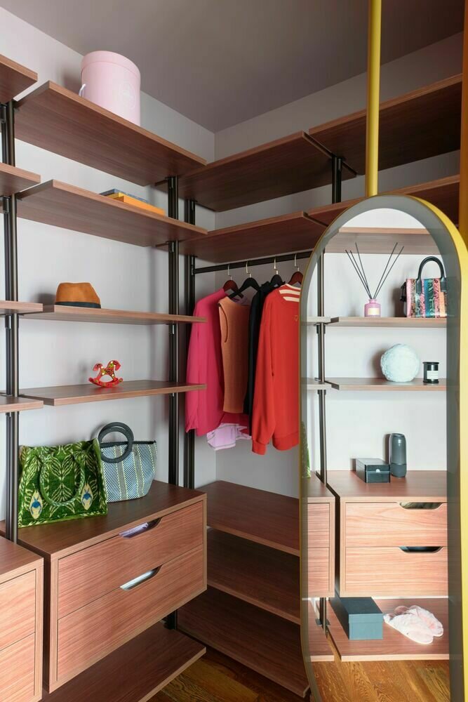 Фотография: Гардеробная в стиле Современный, Бохо, Квартира, Проект дня, Москва, 2 комнаты, 40-60 метров, Екатерина Куликова – фото на INMYROOM