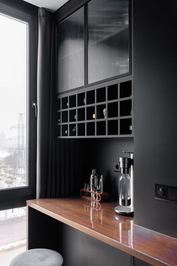 Фотография: Кухня и столовая в стиле Современный, Малогабаритная квартира, Квартира, Проект дня, Москва, 1 комната, 40-60 метров, эклектика с элементами современного, Александр Джикаеви – фото на INMYROOM