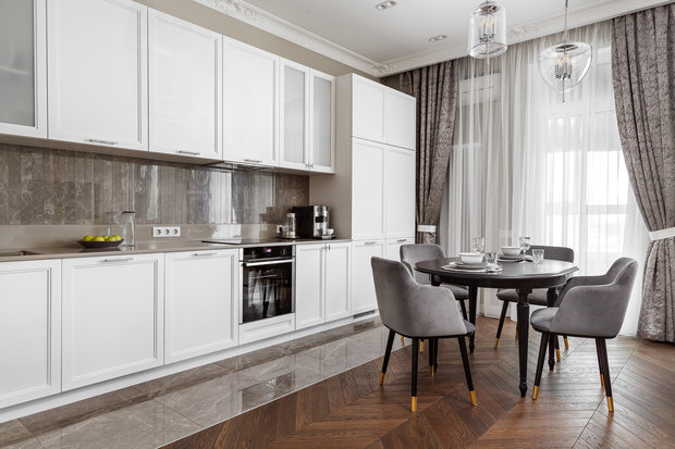Фотография: Кухня и столовая в стиле Классический, Современный, Квартира, Проект недели, Москва, Татьяна Воронцова, 3 комнаты, 60-90 метров – фото на INMYROOM