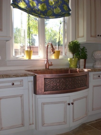 Фотография: Кухня и столовая в стиле Прованс и Кантри, Дом, Интерьер комнат – фото на INMYROOM