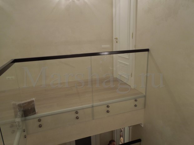 Фото из портфолио Стеклянные перила Маршаг (495)998-73-71 – фотографии дизайна интерьеров на INMYROOM