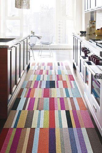 Фотография: Кухня и столовая в стиле Скандинавский, Современный, Декор интерьера, Цвет в интерьере, Индустрия, Новости, Маркет, Ковер – фото на INMYROOM