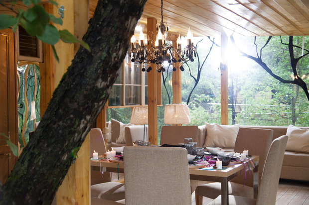 Фотография: Терраса в стиле Современный, Прованс и Кантри, Дом, Ландшафт, Планировки, MW-LIGHT, Декор, Мебель и свет, Белый, Минимализм, Черный, Бежевый, Коричневый, Эко, Подмосковье, Дом и дача, Фазенда, ENS Group, Урбаника, HomeReligion, Luminarc, Еврогриль, Illuminex, «Ресторация», MUZAmosaic, ЭкоДэк, Криптофлекс, Гусвар, Степан.Ру, Наталья Бова-Кулинченко, прозрачная пристройка, зеркальная веранда, веранда по периметру, dom-iz-brusa – фото на INMYROOM