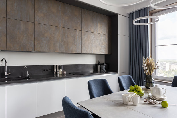 Фотография: Кухня и столовая в стиле Современный, Минимализм, Квартира, Проект недели, Москва, 3 комнаты, Более 90 метров, Светлана Гальченко – фото на INMYROOM
