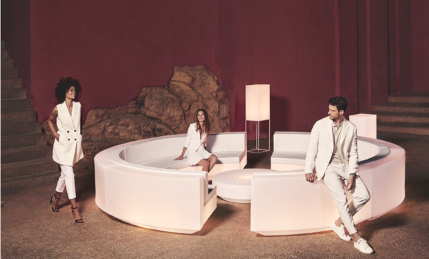 Фото из портфолио Vondom. Коллекции уличной мебели – фотографии дизайна интерьеров на INMYROOM