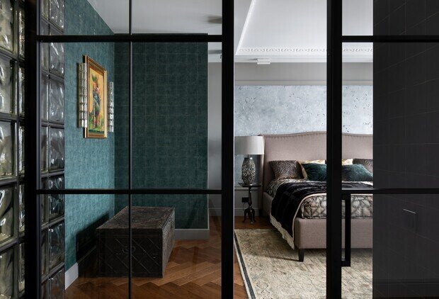Фотография: Спальня в стиле Классический, Эклектика, Квартира, Проект дня, Калининград, Кирпичный дом, 2 комнаты, 60-90 метров, минимализм, современный, дизайн интерьера фото – фото на INMYROOM