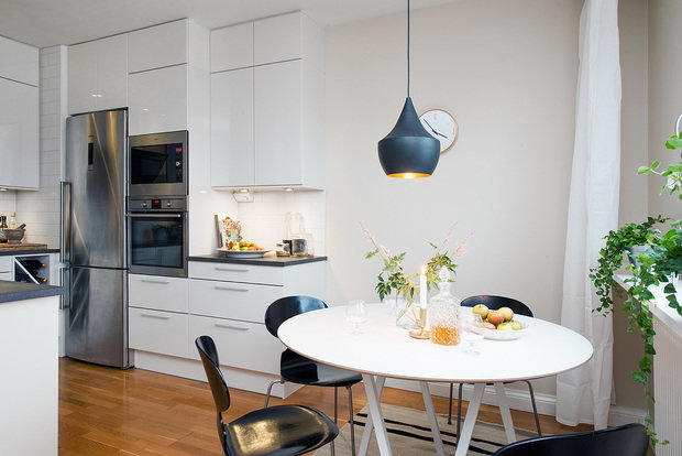Фотография: Кухня и столовая в стиле Скандинавский, Декор интерьера, Дизайн интерьера, Цвет в интерьере – фото на INMYROOM