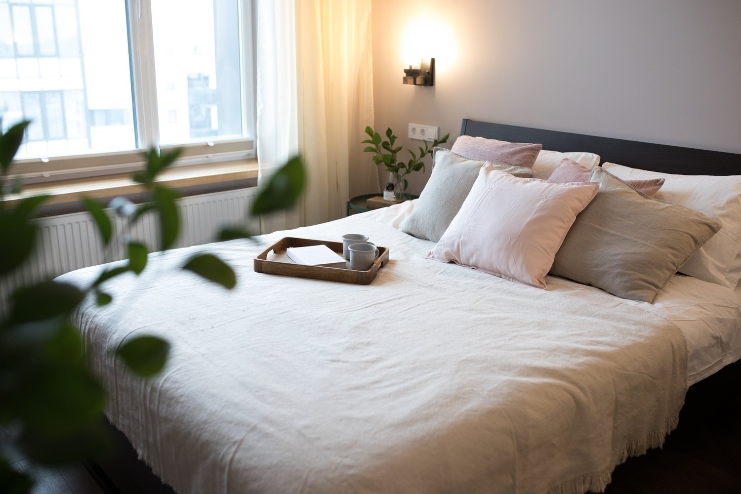 Фотография: Спальня в стиле Современный, Минимализм, Квартира, Проект недели, Санкт-Петербург, 2 комнаты, 40-60 метров, Ольга Артемова – фото на INMYROOM