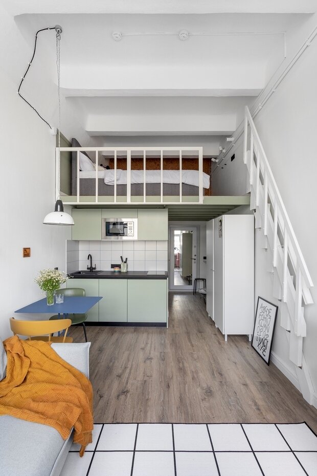 Фотография: Кухня и столовая в стиле Лофт, Малогабаритная квартира, Квартира, Студия, Проект недели, Москва, до 40 метров, КубКвадрат – фото на INMYROOM