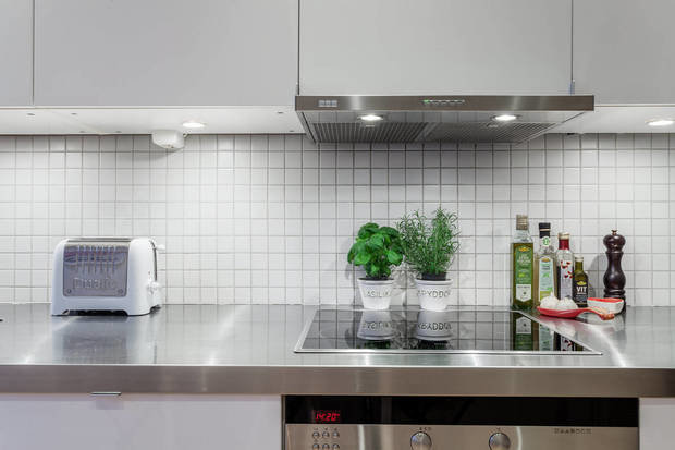 Фотография: Кухня и столовая в стиле Скандинавский, Современный, Декор интерьера, Квартира – фото на INMYROOM