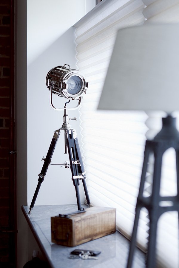 Фотография: Мебель и свет в стиле Лофт, Малогабаритная квартира, Квартира, Дома и квартиры, Проект дня – фото на INMYROOM