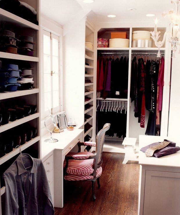 Фотография: Мебель и свет в стиле Эклектика, Гардеробная, Хранение, Интерьер комнат – фото на INMYROOM