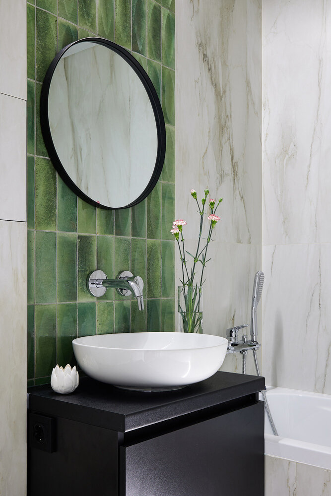 Фотография: Ванная в стиле Современный, Минимализм, Малогабаритная квартира, Квартира, Проект недели, Минск, Хрущевка, 2 комнаты, 40-60 метров, Татьяна Самадурава – фото на INMYROOM Фотография: Ванная в стиле Современный, Минимализм, Малогабаритная квартира, Квартира, Проект недели, Минск, Хрущевка, 2 комнаты, 40-60 метров, Татьяна Самадурава – фото на INMYROOM