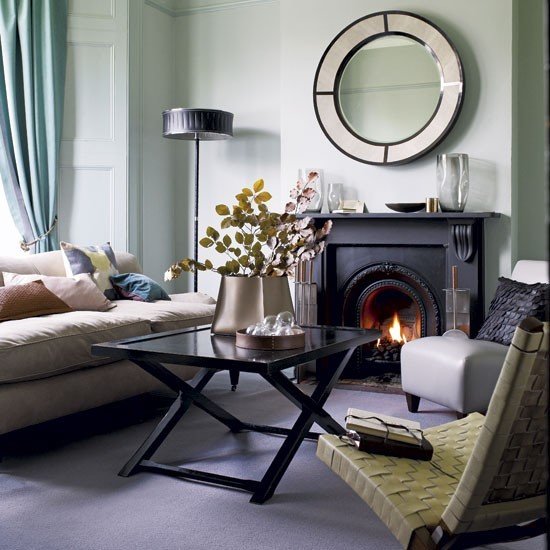 Фотография: Гостиная в стиле Прованс и Кантри, Декор интерьера, Малогабаритная квартира, Квартира, Интерьер комнат, Декор, Мебель и свет, Советы, дизайн гостиной, идеи для гостиной, маленькая гостиная, как увеличить маленькую гостиную, идеи для маленькой гостиной, мебель для маленькой гостиной, планировка маленькой гостиной – фото на INMYROOM