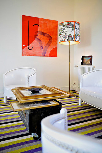 Фотография: Гостиная в стиле Скандинавский, Франция, Дома и квартиры, Городские места, Отель – фото на INMYROOM