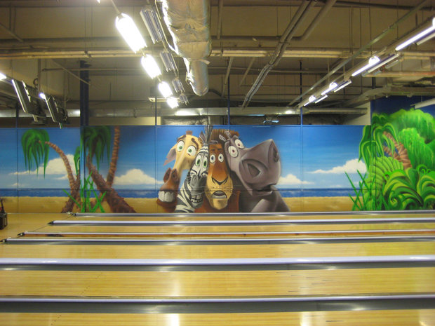 Фото из портфолио Роспись интерьера детской зоны боулинга – фотографии дизайна интерьеров на INMYROOM