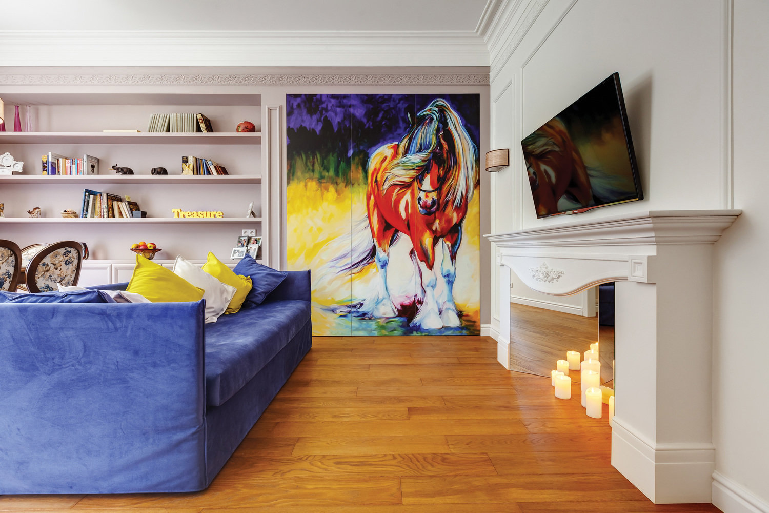 Фотография: Гостиная в стиле Эклектика, Квартира, Дома и квартиры, Проект недели – фото на INMYROOM Фотография: Гостиная в стиле Эклектика, Квартира, Дома и квартиры, Проект недели – фото на INMYROOM