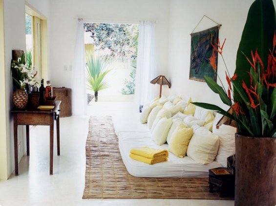 Фотография: Гостиная в стиле Восточный, Дома и квартиры, Городские места, Отель, Свечи – фото на INMYROOM