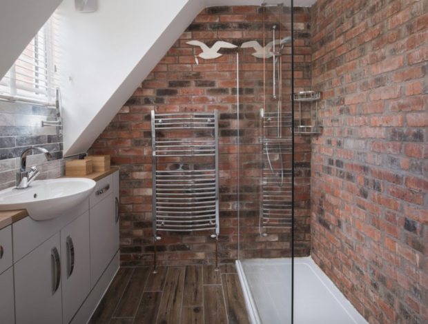 Фотография: Ванная в стиле Лофт, Советы, Duravit, Сантехника, энциклопедия_сантехника, как установить душевой поддон, душевой поддон – фото на INMYROOM