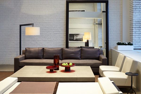 Фотография: Гостиная в стиле Современный, Moooi, Индустрия, Новости, Маркет, Ligne Roset – фото на INMYROOM Фотография: Гостиная в стиле Современный, Moooi, Индустрия, Новости, Маркет, Ligne Roset – фото на INMYROOM