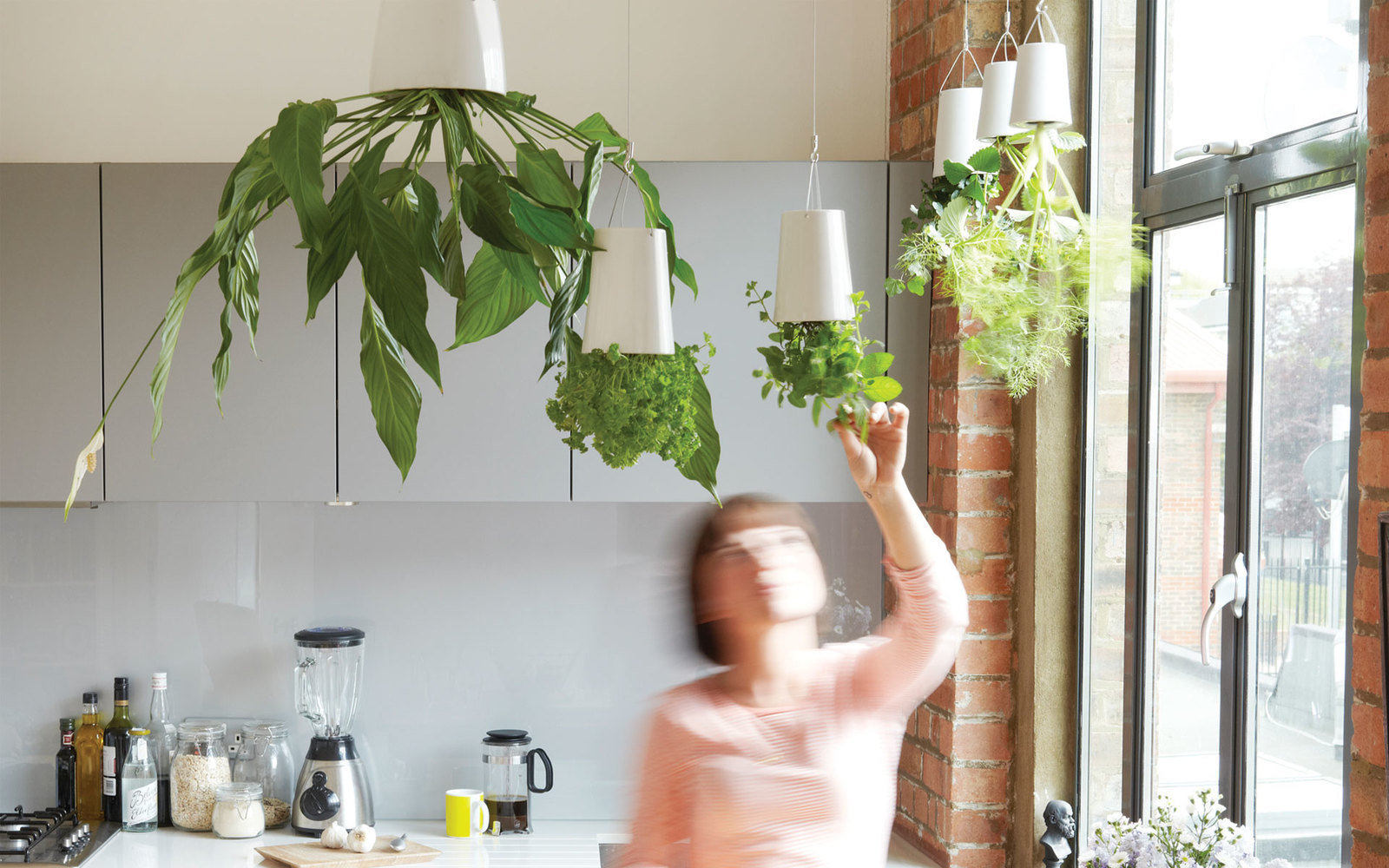 Фотография: Кухня и столовая в стиле Современный, Перепланировка – фото на INMYROOM Фотография: Кухня и столовая в стиле Современный, Перепланировка – фото на INMYROOM