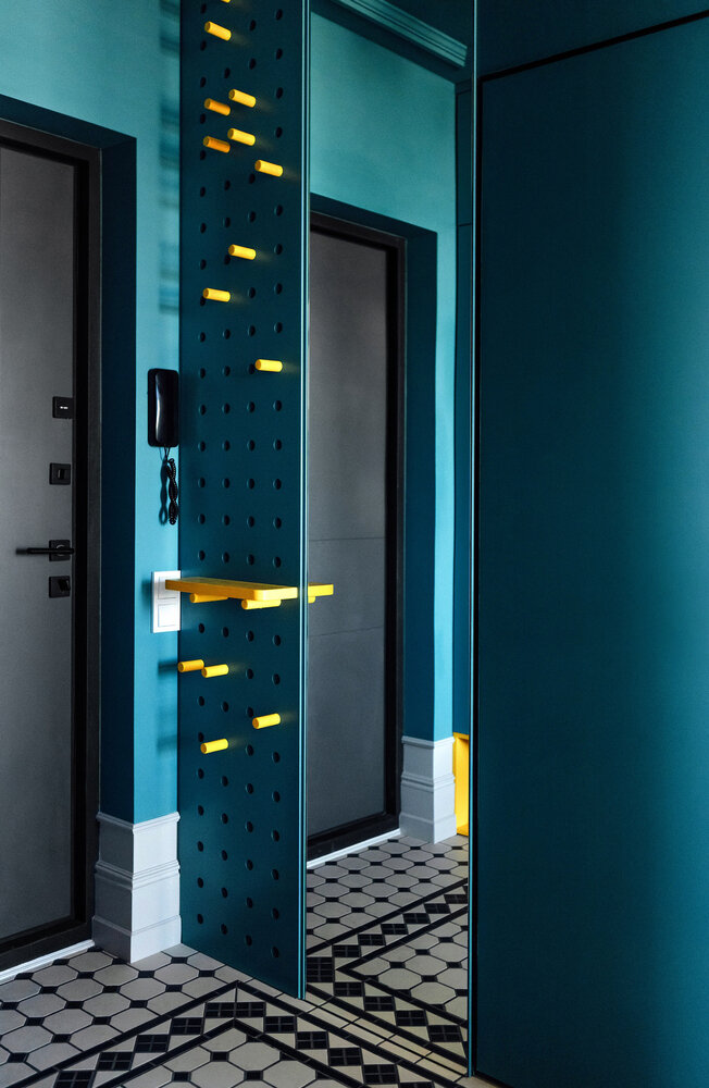 Фото из портфолио Яркая квартира для студентки – фотографии дизайна интерьеров на INMYROOM Фото из портфолио Яркая квартира для студентки – фотографии дизайна интерьеров на INMYROOM