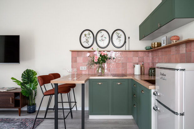 Фотография: Кухня и столовая в стиле Современный, Малогабаритная квартира, Квартира, Студия, Дизайн интерьера, Проект дня, Сочи, до 40 метров, Анастасия Дубовскова, дизайн студии, фото интерьера – фото на INMYROOM