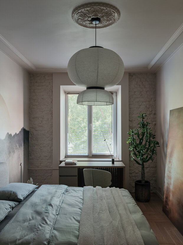 Фотография: Спальня в стиле Современный, Квартира, Проект дня, Минск, Мария Зайцева, Сталинка, Кирпичный дом, 2 комнаты, 40-60 метров, современный с элементами минимализма и эко-стиля – фото на INMYROOM