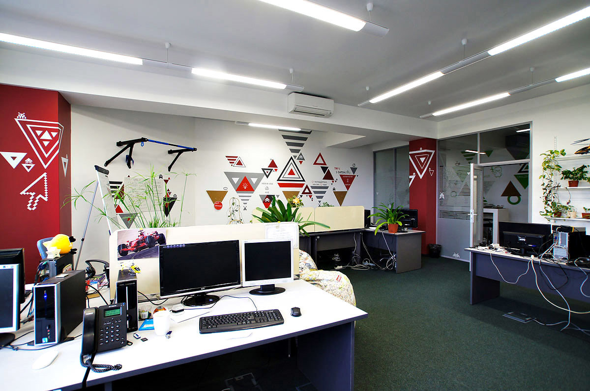 Фото из портфолио Оформление офиса WebSoft – фотографии дизайна интерьеров на INMYROOM Фото из портфолио Оформление офиса WebSoft – фотографии дизайна интерьеров на INMYROOM