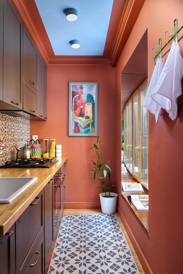 Фотография: Кухня и столовая в стиле Скандинавский, Эклектика, Винтажный, Малогабаритная квартира, Квартира, Проект дня, Санкт-Петербург, 2 комнаты, 40-60 метров, Эльнара Майылова – фото на INMYROOM