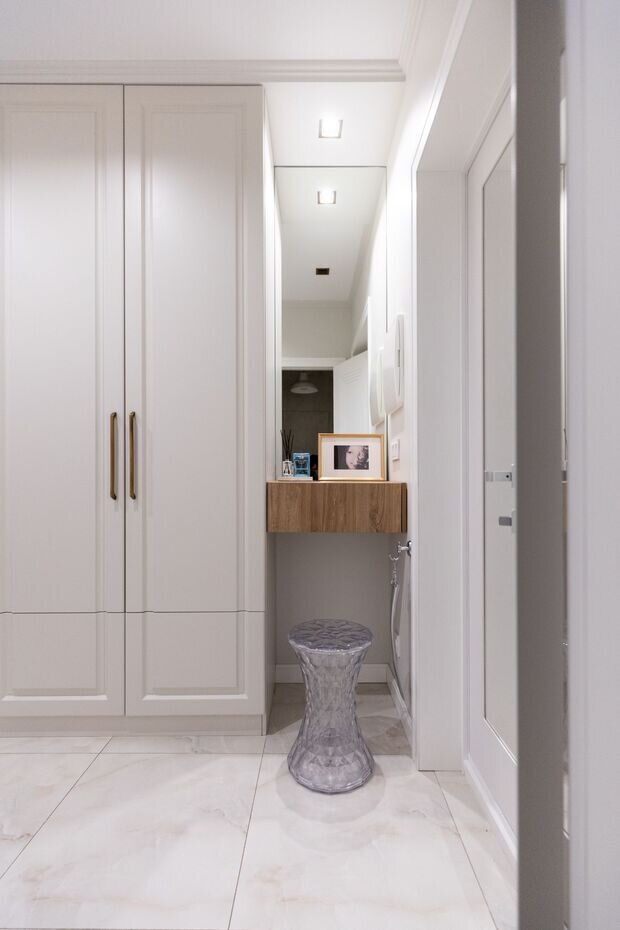 Фотография: Прихожая в стиле Современный, Минимализм, Квартира, Проект дня, Москва, 3 комнаты, 60-90 метров, современный с элементами минимализма – фото на INMYROOM