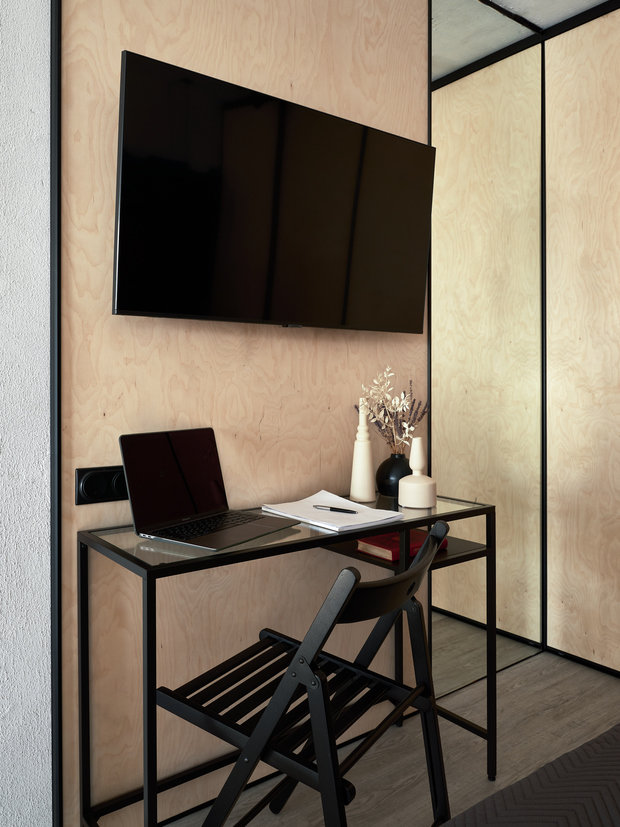 Фотография: Кабинет в стиле Лофт, Современный, Квартира, Проект недели, 2 комнаты, до 40 метров, Иркутск – фото на INMYROOM