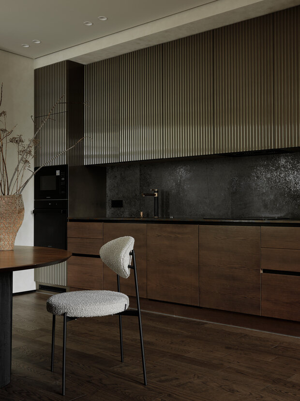 Фотография: Кухня и столовая в стиле Современный, Минимализм, Эклектика, Дом, Проект дня, Дом и дача, Блочный дом, 4 и больше, Более 90 метров, Елена Тринитатская, Нижегородская область – фото на INMYROOM