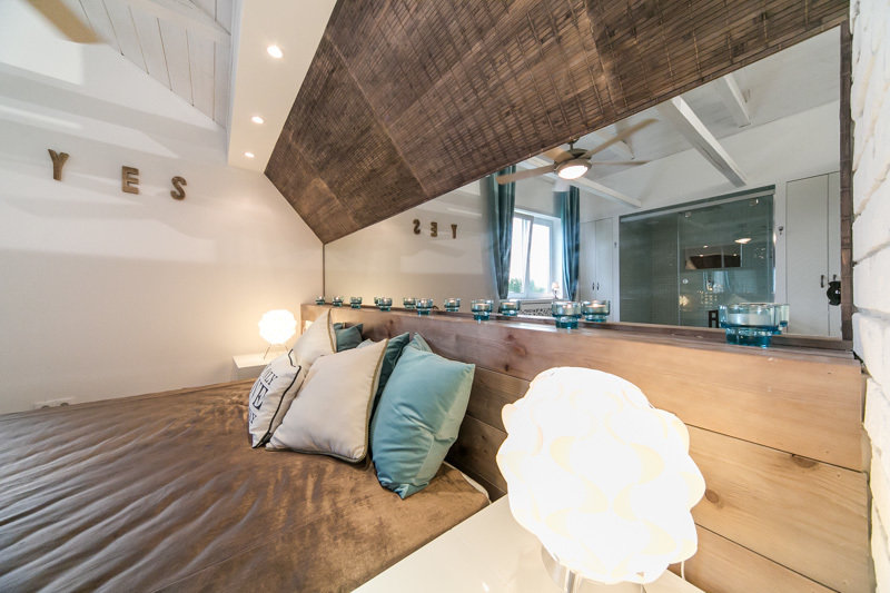 Фотография: Спальня в стиле Прованс и Кантри, Скандинавский, Современный, Интерьер комнат, Дача, Дачный ответ, Мансарда – фото на INMYROOM Фотография: Спальня в стиле Прованс и Кантри, Скандинавский, Современный, Интерьер комнат, Дача, Дачный ответ, Мансарда – фото на INMYROOM