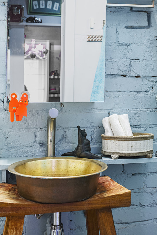 Фотография: в стиле , Эклектика, Квартира, Студия, Россия, Проект недели, Черный, Москва, Синий, Голубой, Герой InMyRoom, квартира дизайнера, Наталья Анахина, видео, Кирпичный дом, до 40 метров – фото на INMYROOM Фотография: в стиле , Эклектика, Квартира, Студия, Россия, Проект недели, Черный, Москва, Синий, Голубой, Герой InMyRoom, квартира дизайнера, Наталья Анахина, видео, Кирпичный дом, до 40 метров – фото на INMYROOM