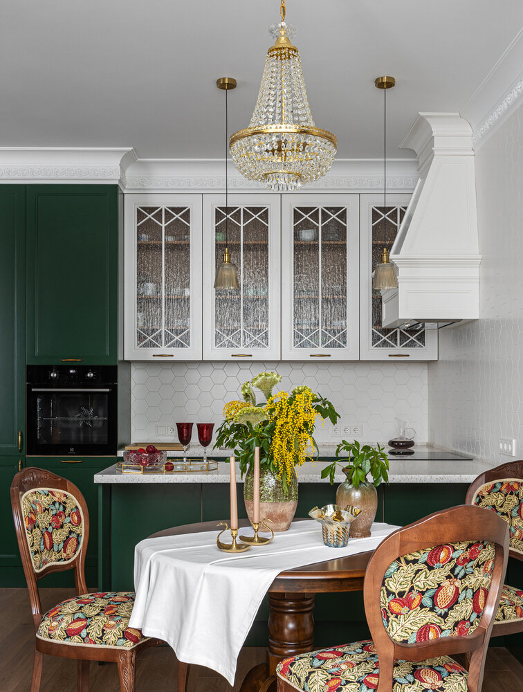 Фотография: Кухня и столовая в стиле Современный, Эклектика, Квартира, Проект недели, Новая Москва, Монолитный дом, 2 комнаты, 60-90 метров, Наталья Широкорад, Винтажный – фото на INMYROOM Фотография: Кухня и столовая в стиле Современный, Эклектика, Квартира, Проект недели, Новая Москва, Монолитный дом, 2 комнаты, 60-90 метров, Наталья Широкорад, Винтажный – фото на INMYROOM