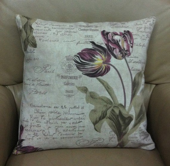 Фото из портфолио Подушки – фотографии дизайна интерьеров на INMYROOM