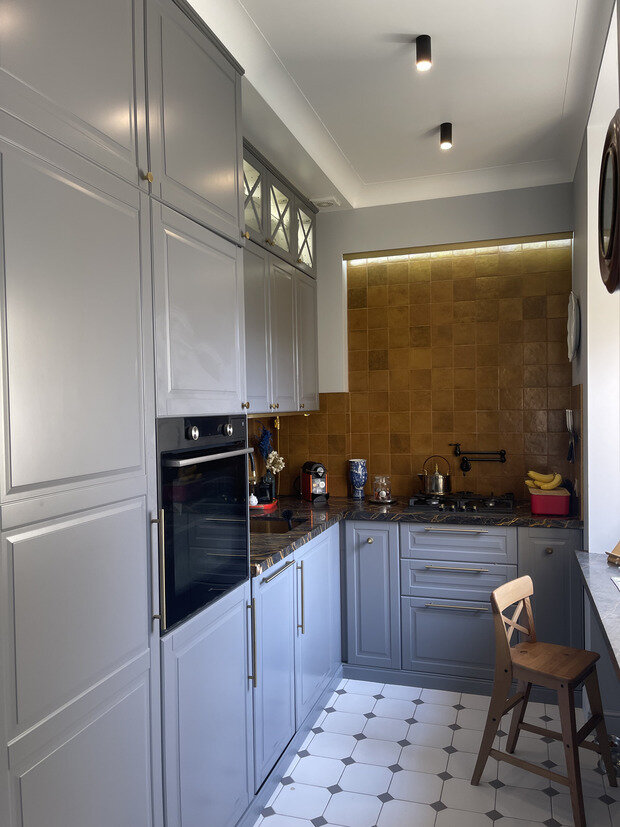 Фотография: Кухня и столовая в стиле Прованс и Кантри, Эклектика, Винтажный, Ремонт на практике – фото на INMYROOM