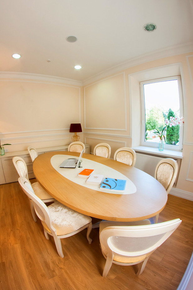 Фото из портфолио Туристическое агентство OK Travel – фотографии дизайна интерьеров на INMYROOM