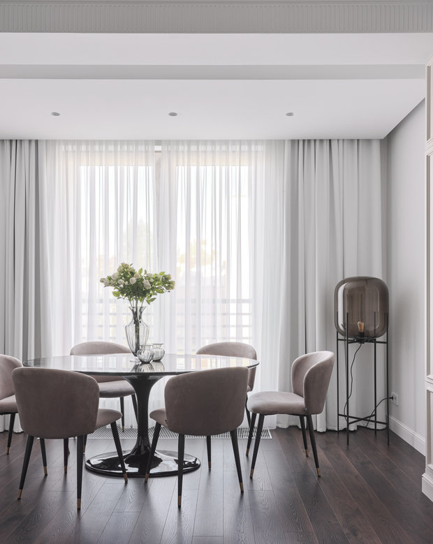 Фотография: Кухня и столовая в стиле Классический, Современный, Квартира, Проект недели, Санкт-Петербург, 2 комнаты, Более 90 метров, Сергей Клочков – фото на INMYROOM