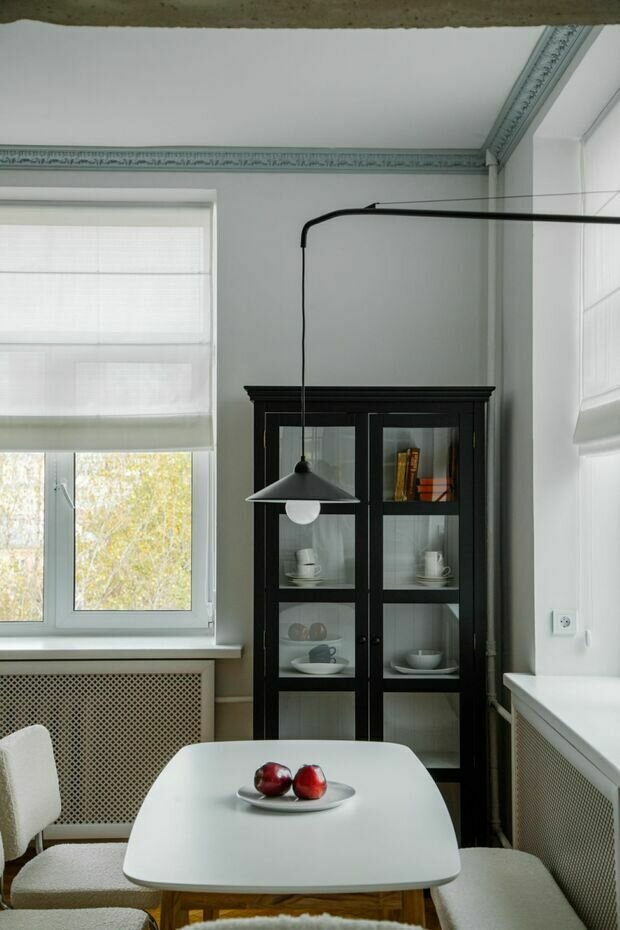Фотография: Кухня и столовая в стиле Скандинавский, Современный, Эклектика, Минимализм, Квартира, Проект недели, Сталинка, 2 комнаты, 40-60 метров, Москав – фото на INMYROOM