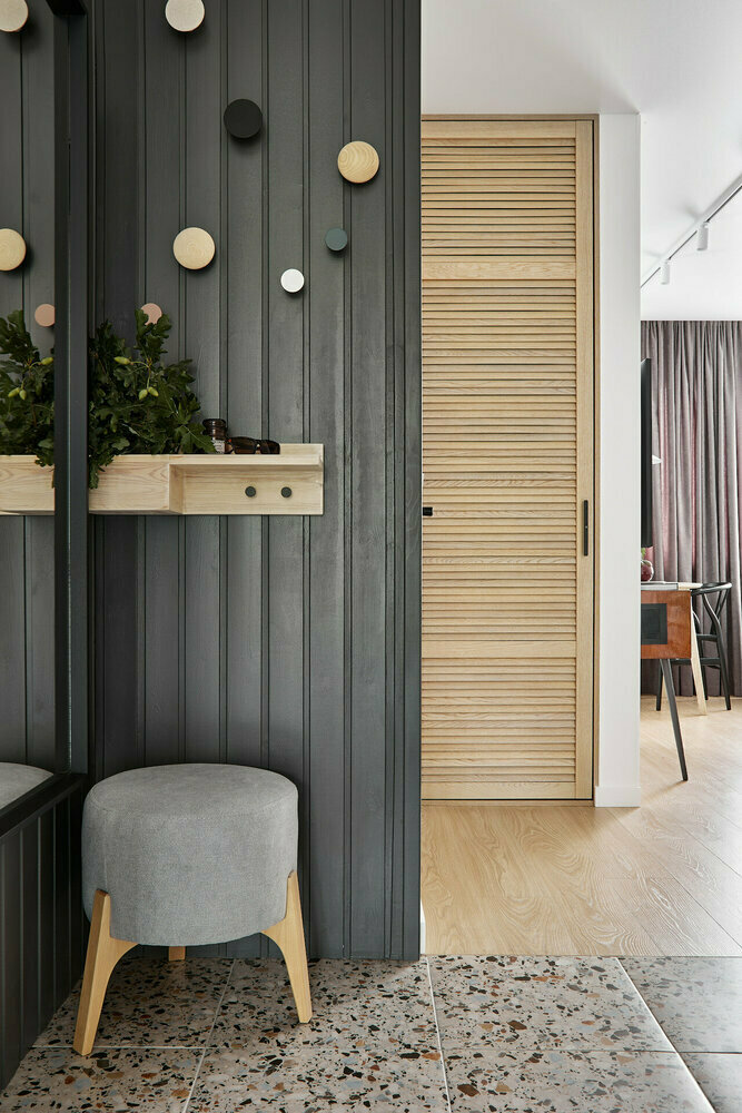 Фотография: в стиле , Интерьер комнат, Интерьерный стиль, Дизайн интерьера, Советы, Жалюзи, Перегородки, как выбрать жалюзи, перегородка-стеллаж, раздвижные перегородки, жалюзийные дверцы, жалюзи в дизайне, перегородки в интерьере – фото на INMYROOM