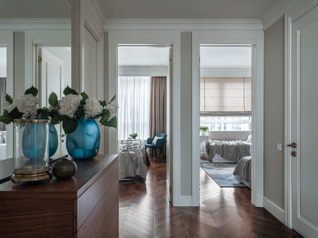 Фотография: Прихожая в стиле Классический, Современный, Квартира, Проект дня, 3 комнаты, 60-90 метров, ЖК «Сити парк», современный с элементами классики и роскоши – фото на INMYROOM