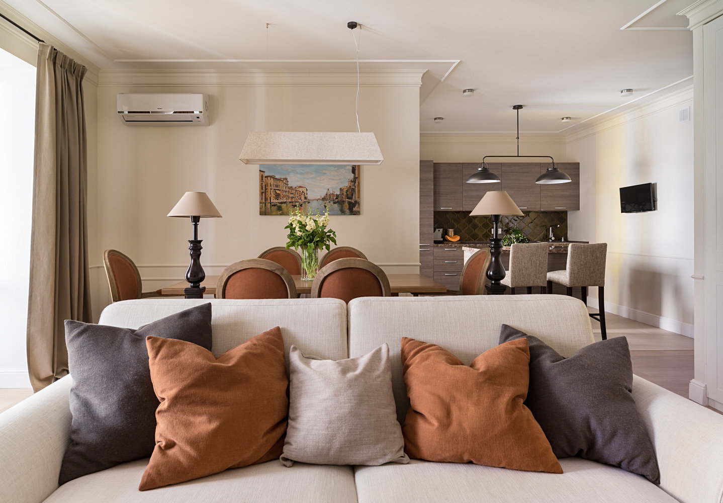 Фотография: Гостиная в стиле Прованс и Кантри, Квартира, Дома и квартиры, Проект недели, Москва – фото на INMYROOM